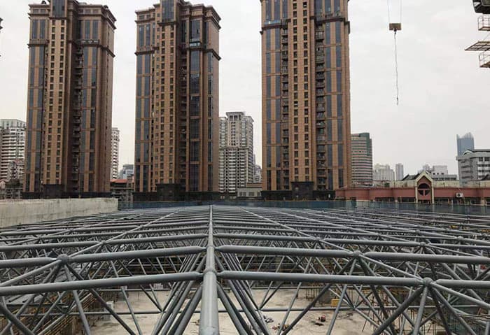 开原螺栓球网架结构